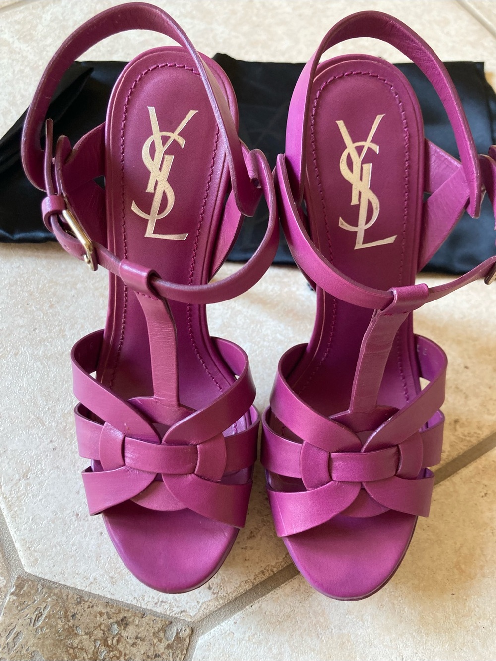Yves Saint Laurent Fuchsia Leather Braided T-Strap Sandals